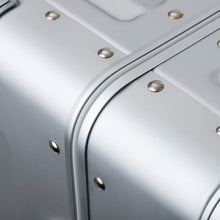 画像をギャラリービューアに読み込む, 1513-61 BLADE Aluminum ブレイド アルミニウム M-サイズ ハードケース