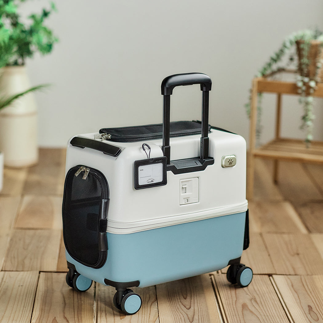 交通機関OKのペットキャリー PETiCO（ペチコ） ネームカードホルダー