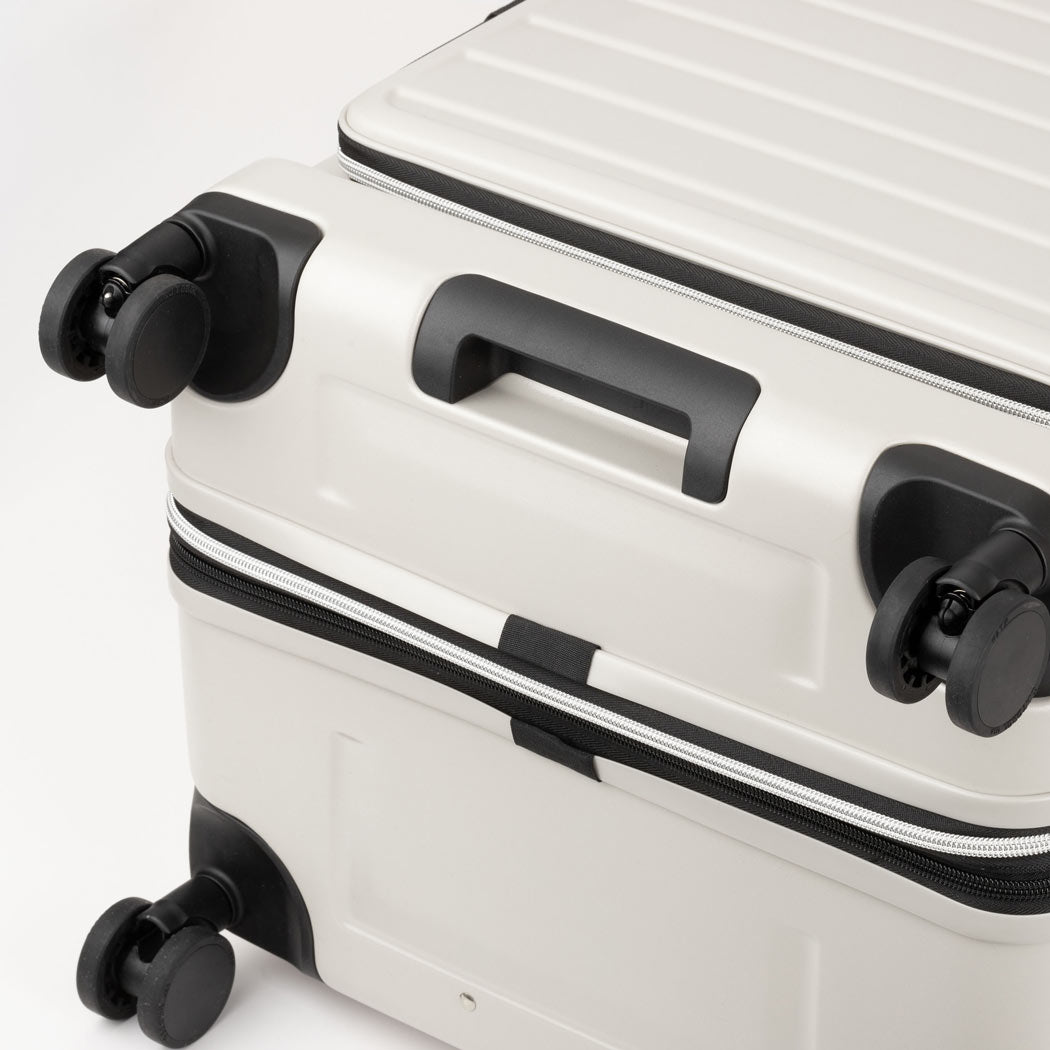 7泊以上 94～114L フロントオープンタイプ キャスターストッパー付き